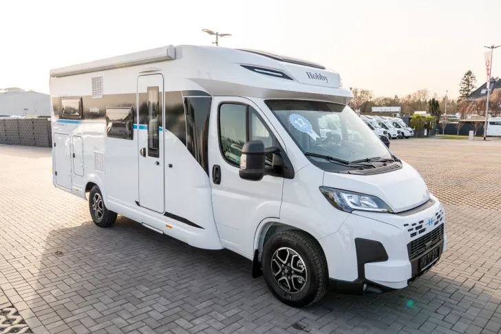 Fahrzeugbild Hobby ONTOUR T 710 GE *180PS*Autom.*SAT*Solar*RFK* #1