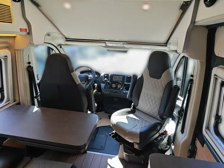 Fahrzeugbild Weinsberg CaraBus EDITION FIRE 600 DQ Sie sparen 5.497,- ! #11