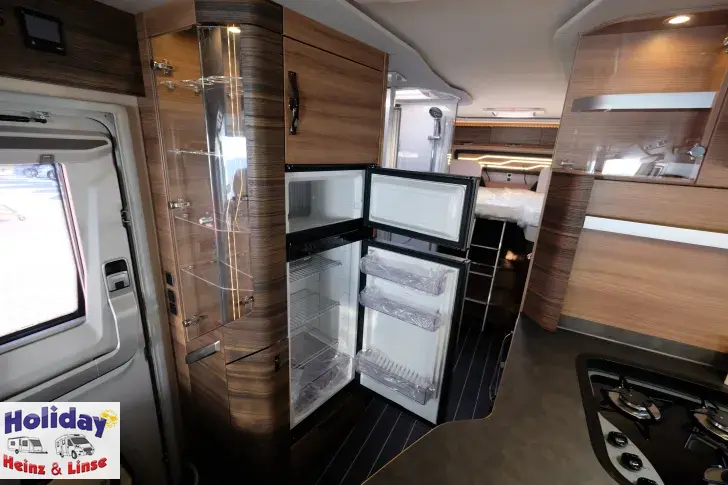 Fahrzeugbild Knaus Sun I 900 LEG 40 Years Edition LP: 215.058€ #9