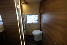 Fahrzeugbild Knaus Sun I 900 LEG 40 Years Edition LP: 215.058€ #11