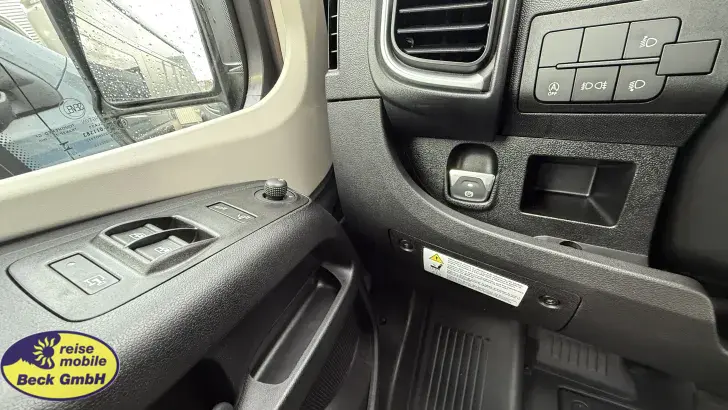 Fahrzeugbild Carado CV 640 PRO Beck-45 Deals #7