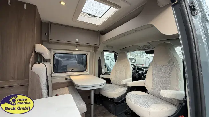 Fahrzeugbild Carado CV 640 PRO Beck-45 Deals #9