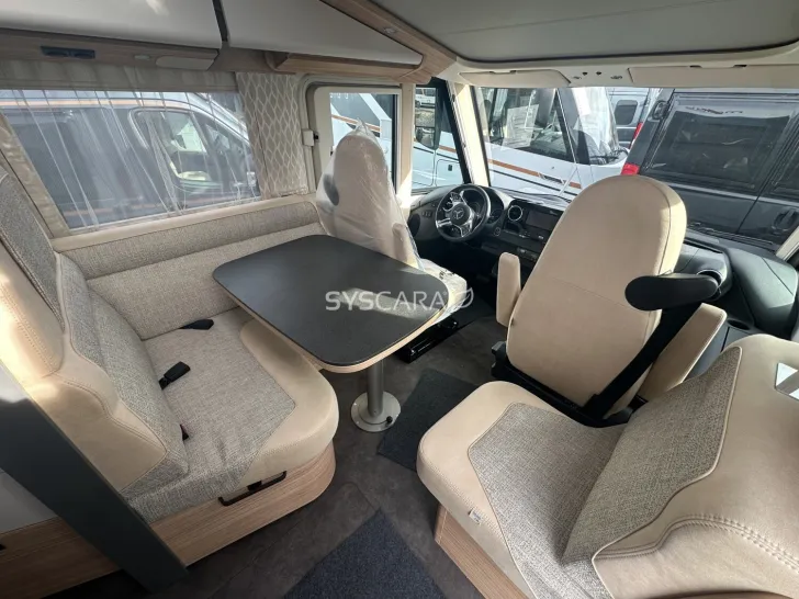 Fahrzeugbild Malibu I 470 RB LE K comfort Mercedes #8