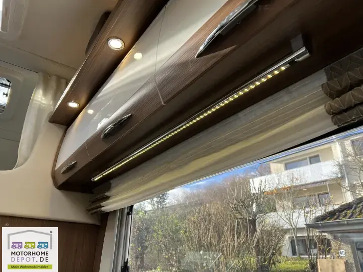 Fahrzeugbild Bürstner Argos A 747-2 G 5,8 to - Luftfederung - Solar #137