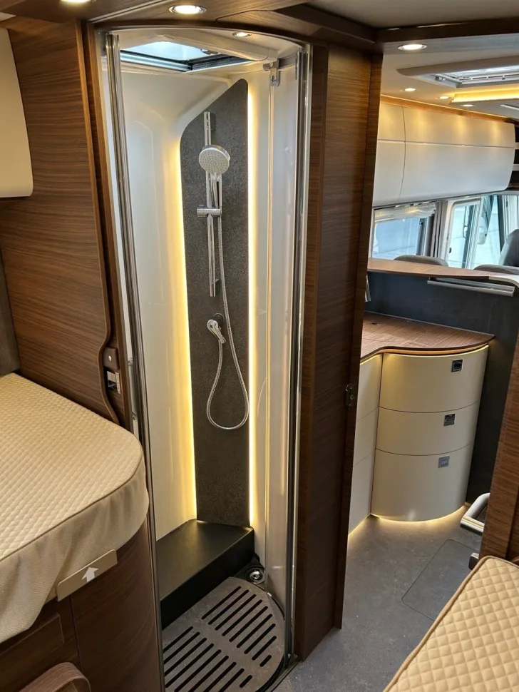 Fahrzeugbild Carthago chic c-line I 4.9 LE #16