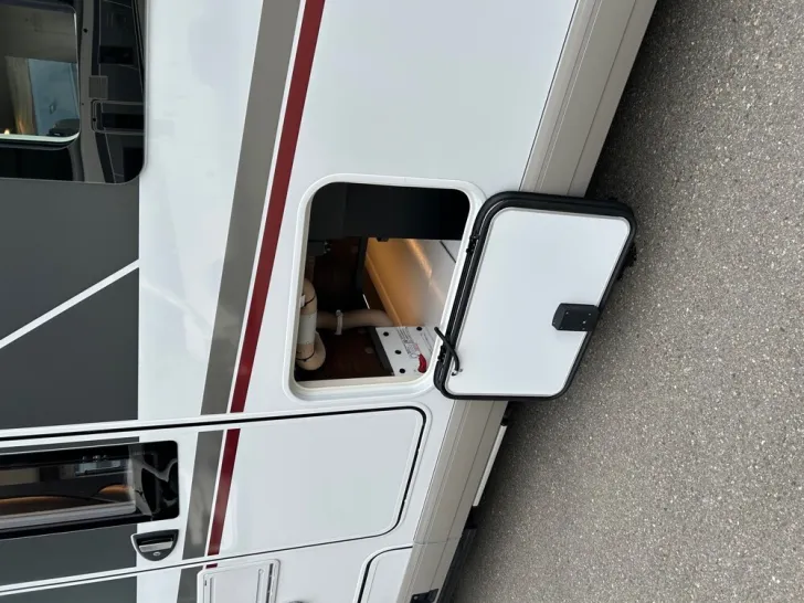 Fahrzeugbild Carthago chic c-line I 4.9 LE #25