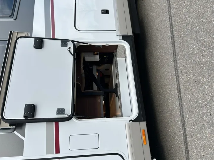 Fahrzeugbild Carthago chic c-line I 4.9 LE #26
