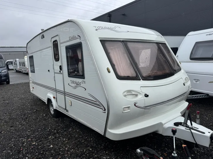 Fahrzeugbild Elddis Tornado GTX #2