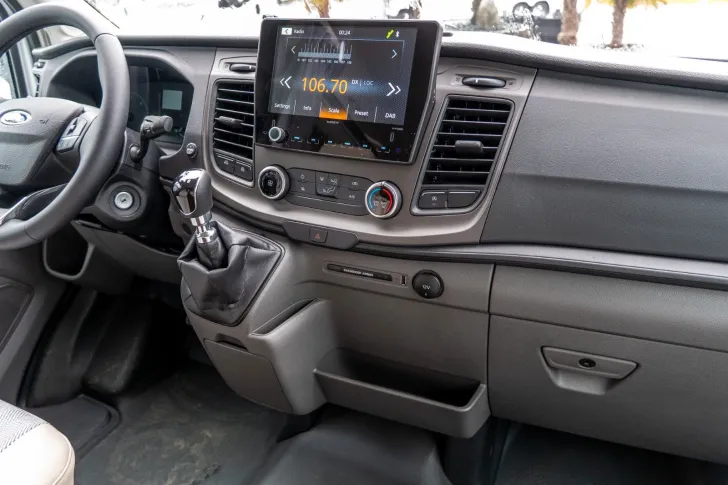 Fahrzeugbild Etrusco T 7.3 SF *155PS*Complete*Hubbett*Markise*Isofix* #9