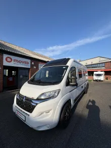 Fahrzeugbild LMC Innovan 600 #1