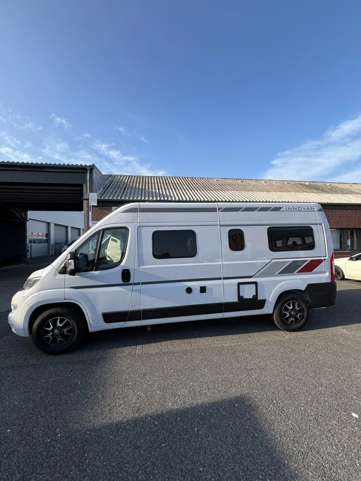 Fahrzeugbild LMC Innovan 600 #2