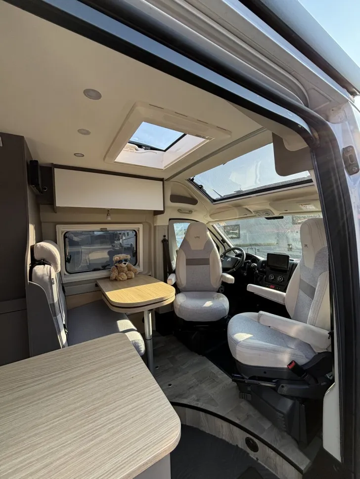 Fahrzeugbild LMC Innovan 600 #8