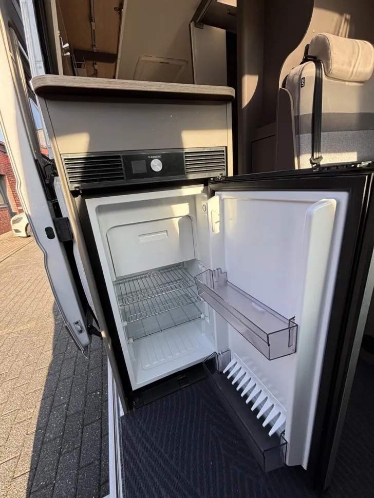 Fahrzeugbild LMC Innovan 600 #11