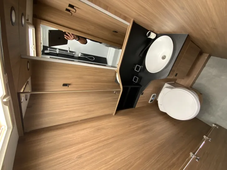 Fahrzeugbild Challenger Teilintegriert 317 Cosy Edition Arctic,Hubbett,Ford Drive #9