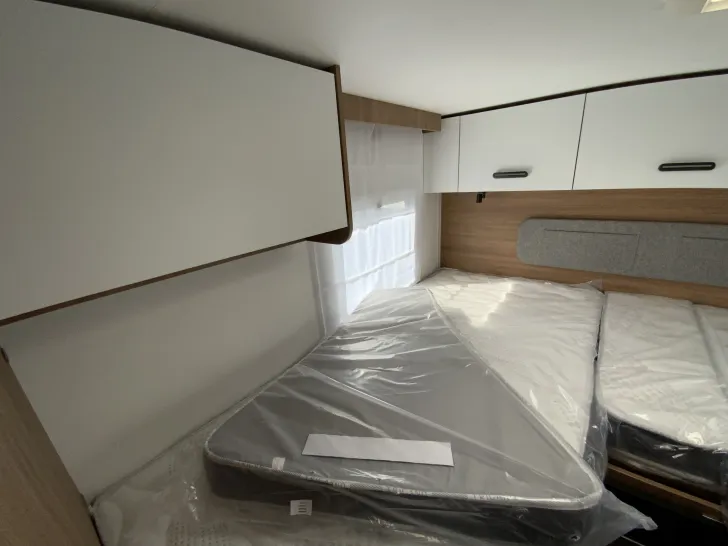 Fahrzeugbild Challenger Teilintegriert 317 Cosy Edition Arctic,Hubbett,Ford Drive #11