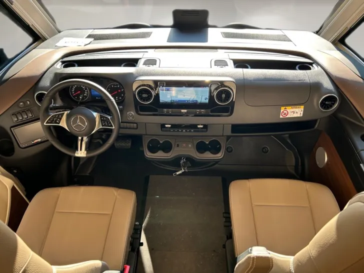 Fahrzeugbild Carthago chic c-line I 5.9 XL LE #10