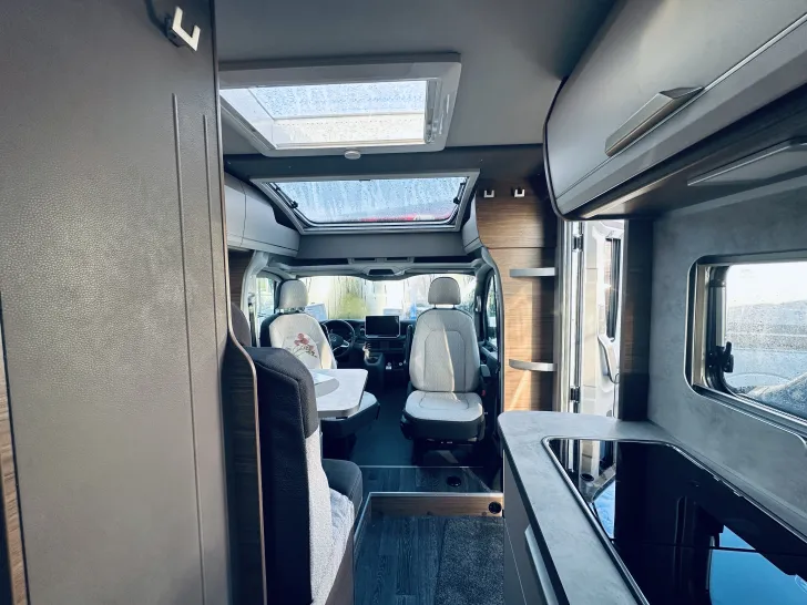 Fahrzeugbild Knaus Van TI 640 MEG VANSATION VW Licht & Sicht-Paket ,Automatik #8