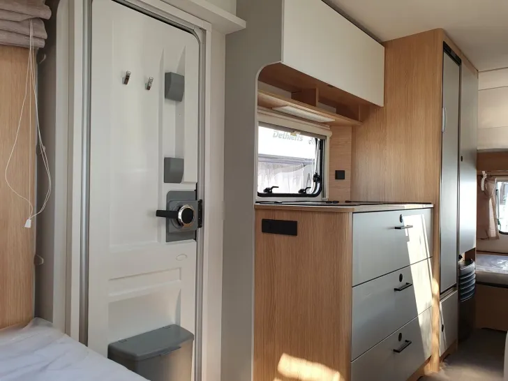 Fahrzeugbild LMC Style 70 493 K - 70 Jahre Sondermodell #8