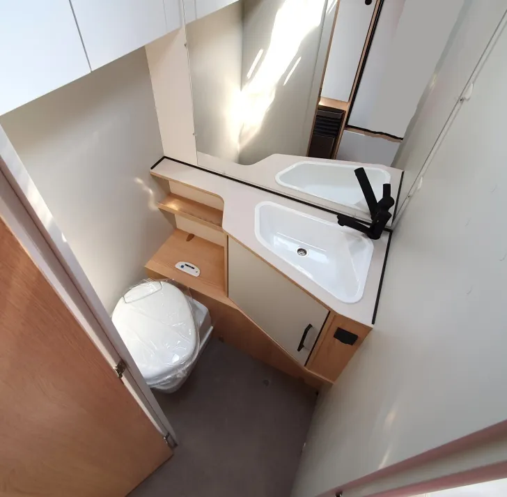 Fahrzeugbild LMC Style 70 493 K - 70 Jahre Sondermodell #16