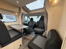 Fahrzeugbild Sunlight Sub TS 67 #11