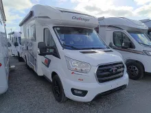 Fahrzeugbild Challenger Teilintegriert Graphite Edition 260 Arctic #1