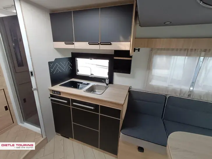 Fahrzeugbild Challenger Teilintegriert Graphite Edition 260 Arctic #9