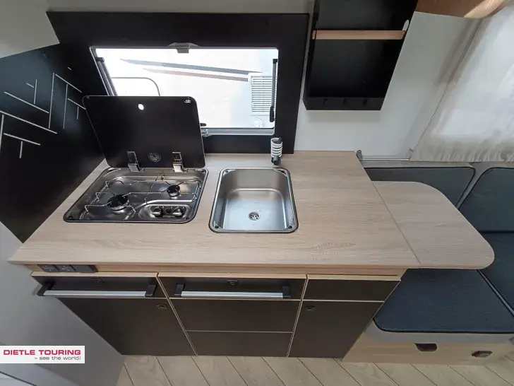 Fahrzeugbild Challenger Teilintegriert Graphite Edition 260 Arctic #10