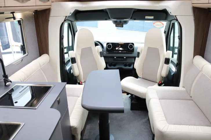 Fahrzeugbild Eura Mobil Profila T PT 726 QF Mondial + Atomatik #12