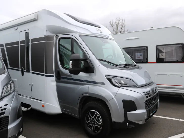 Fahrzeugbild Carado T 328pro+AT9G+Optik Paket1/2+Safety Pack #1