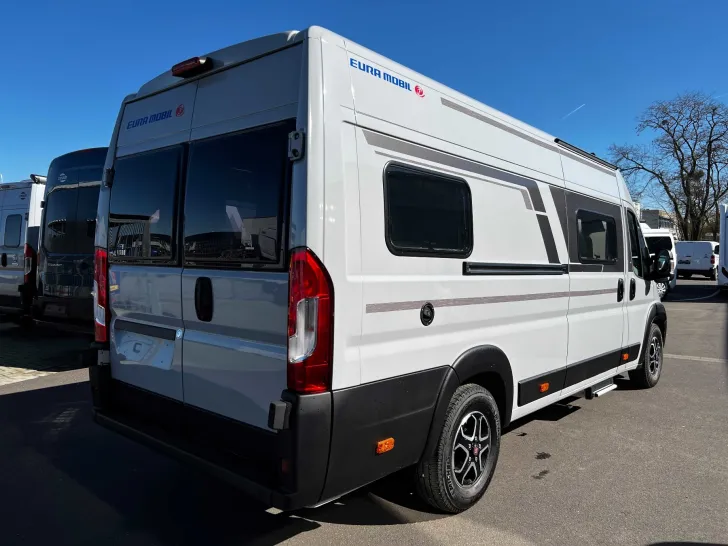 Grundriss Tag Eura Mobil Van 635 EB AT8G+Sunroof+Kamera+Lith