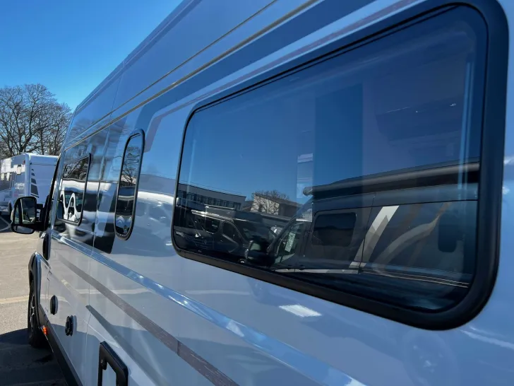 Fahrzeugbild Eura Mobil Van 635 EB AT8G+Sunroof+Kamera+Lith #17
