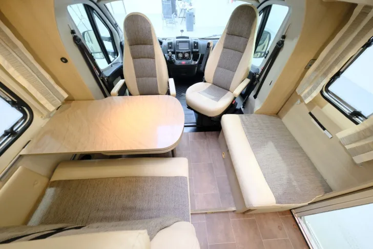 Fahrzeugbild Bürstner Nexxo T 720/Einzelbetten/2xKlima/Solar/Markise #8
