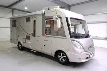 Fahrzeugbild Hymer B 594/1.Hand/Automatik/Festbett+Hubbett/158 PS #3