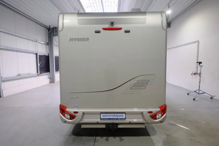 Fahrzeugbild Hymer B 594/1.Hand/Automatik/Festbett+Hubbett/158 PS #4