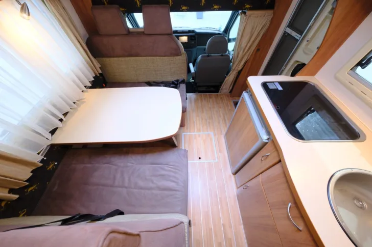 Fahrzeugbild Eura Mobil Profila A 600 VB/Etagenbetten/Garage/6 Schlafpl. #8