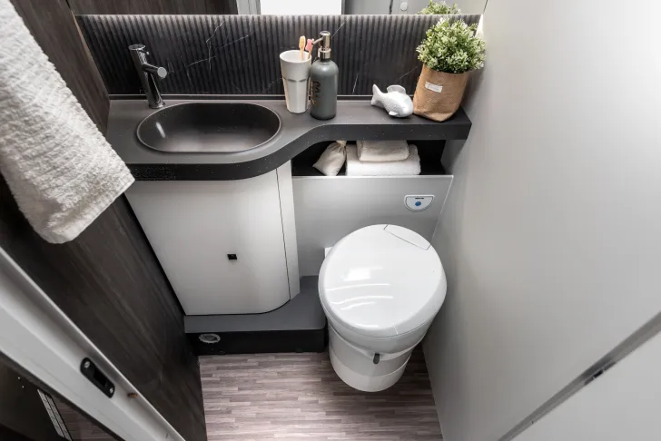 Fahrzeugbild Mobilvetta Kea i90, MJ26, MARKISE, PREMIUM, TECH,... #17