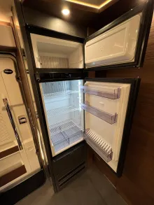 Fahrzeugbild Carthago chic c-line I 5.9 XL LE Mercedes (312) #25