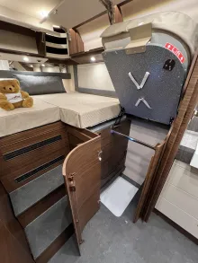 Fahrzeugbild Carthago chic c-line I 5.9 XL LE Mercedes (312) #30