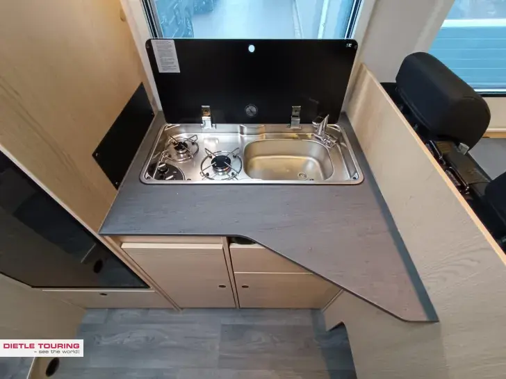 Fahrzeugbild Sunlight Sub TS 67 Markise, Hubbett #9