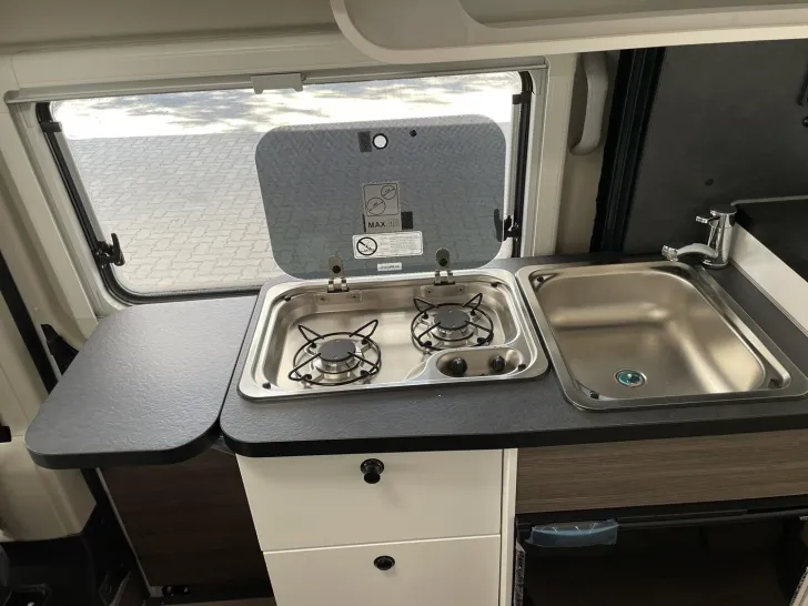 Fahrzeugbild VanTourer 540 D #18