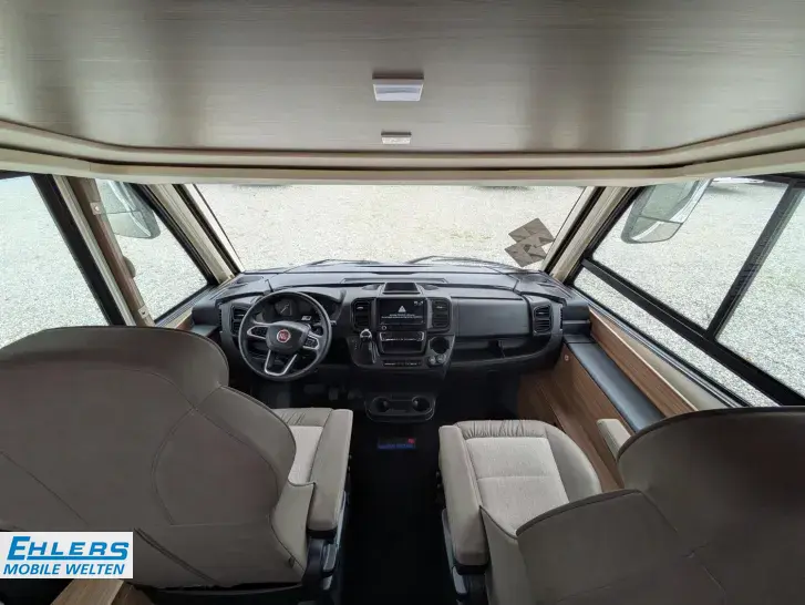 Fahrzeugbild Eura Mobil Integra I760 EF einschl.Aufrüstungspaket 180PS/Autom/Navi/Markise/Lithium #9