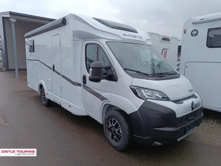 Fahrzeugbild Sunlight Sub TS 67 Markise, Hubbett #1