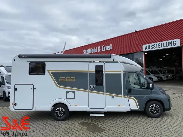 Fahrzeugbild Bürstner B66 TD 732 #1