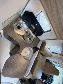 Fahrzeugbild Bürstner B66 TD 690 #9