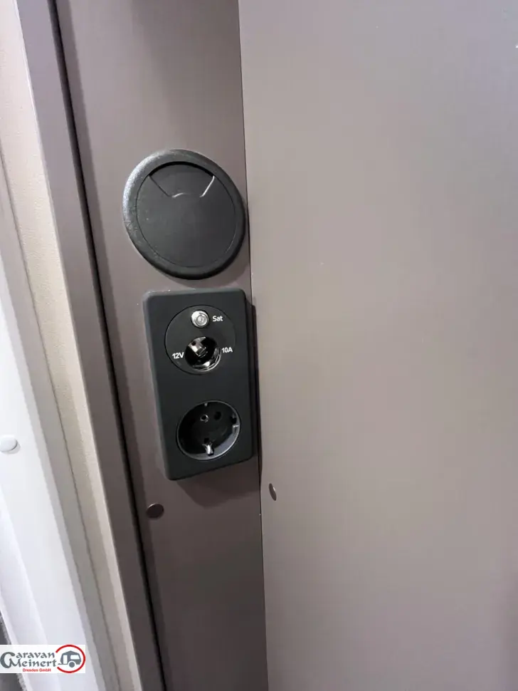 Fahrzeugbild Bürstner B66 TD 690 #13