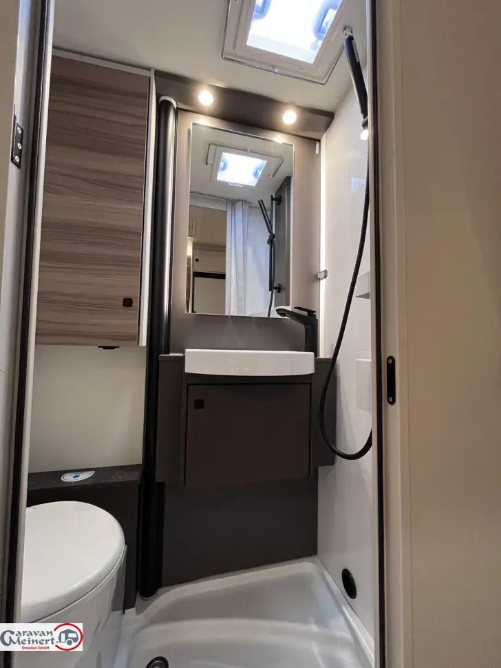 Fahrzeugbild Bürstner B66 TD 690 #23