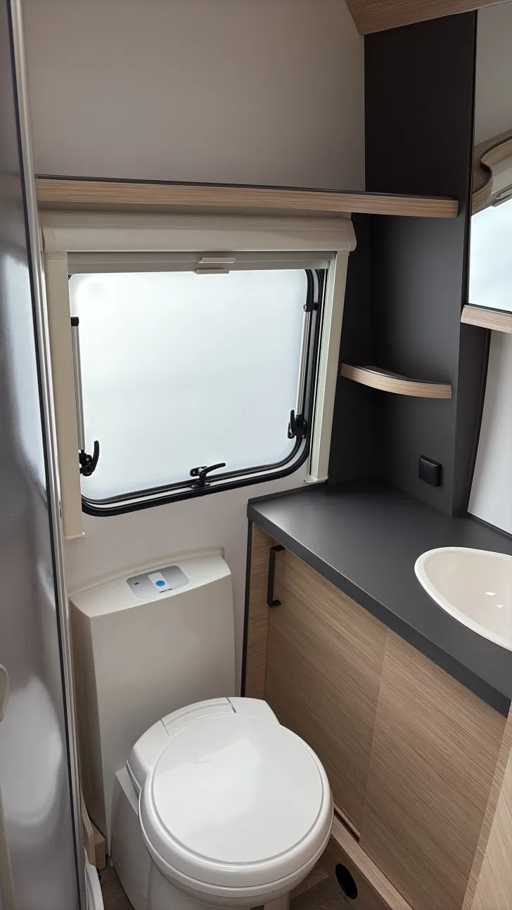 Toilette Fendt APERO ACTIV 560 SKM