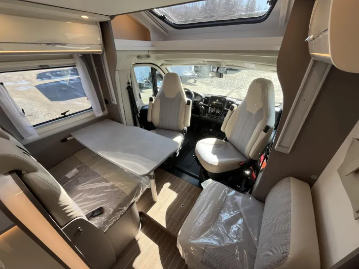 Fahrzeugbild Etrusco T 6900 SB Hubbett | Kamera | Complete Selection #9