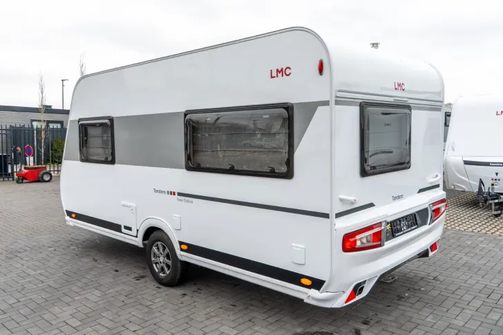 Fahrzeugbild LMC Tandero 430 D *Querbett*Glattblech*Therme*LMF* #3