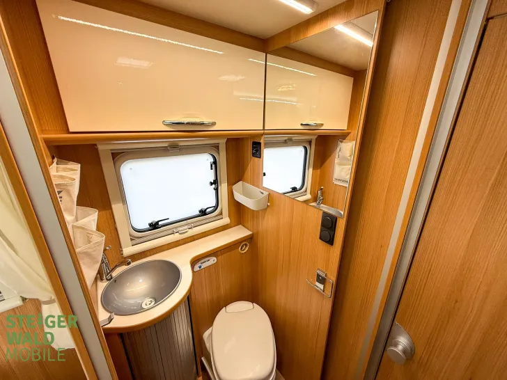 Fahrzeugbild Ahorn Camp 740 TQ Canada*2xSolar*Klima*Uvm. #31